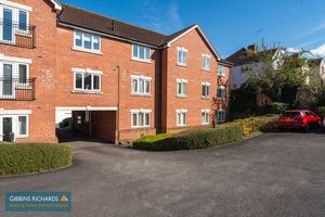 Rear- click for photo gallery